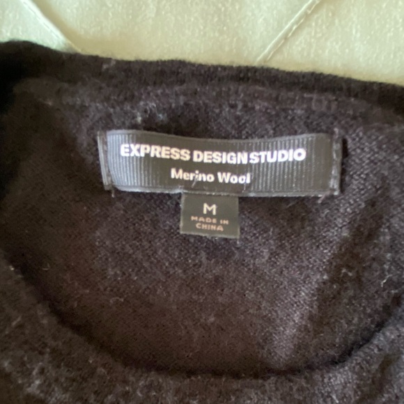 SOLD EXPRESS Merino Wool Men’s Sweater - Size M - Picture 5 of 6
